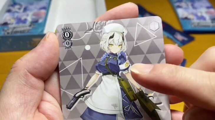 ブルーアーカイブを1BOX開封しました(雑談しながら　ヴァイスシュヴァルツ)